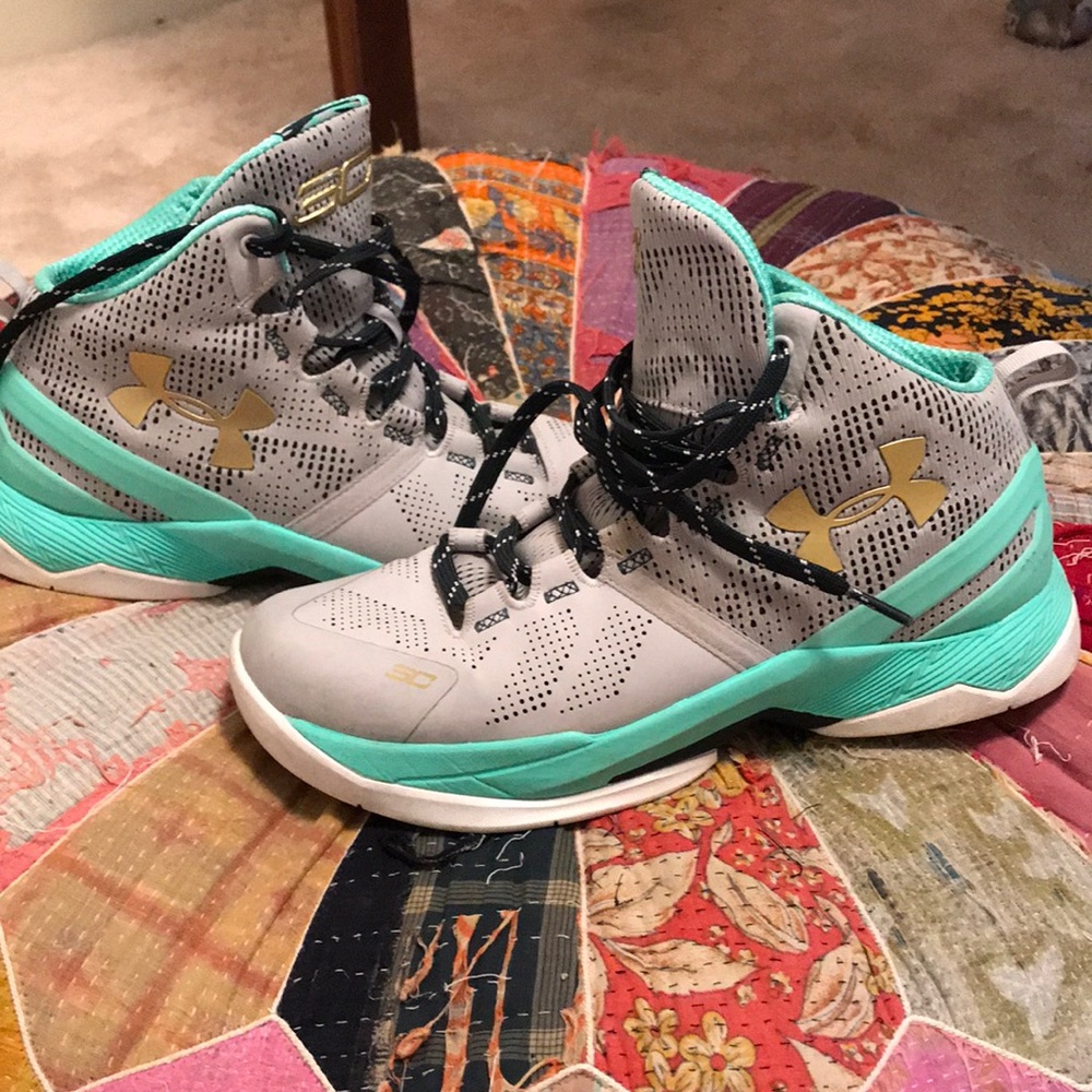 Like New Under. Armor SC’s